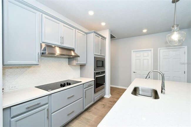 Building Photo - 8126 Trimbelle Ter