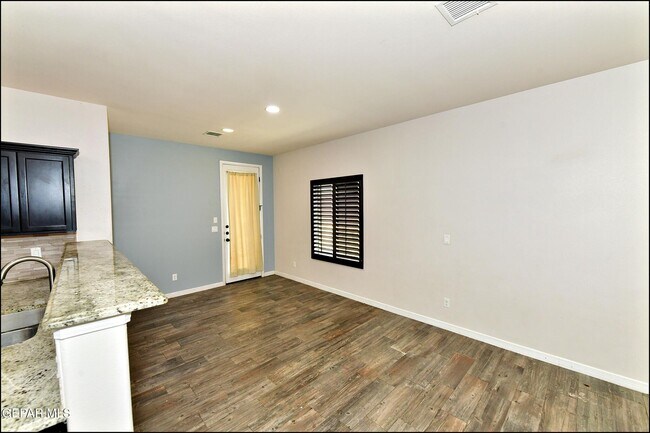 Building Photo - 13514 Hazlewood St