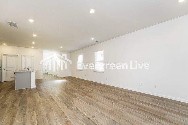 Building Photo - 1809 Holmsey Cir