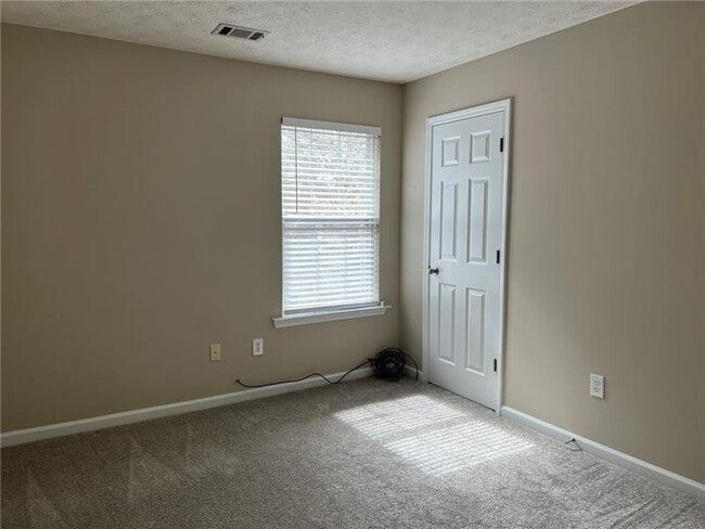 Building Photo - 1348 Woodcutt Pl