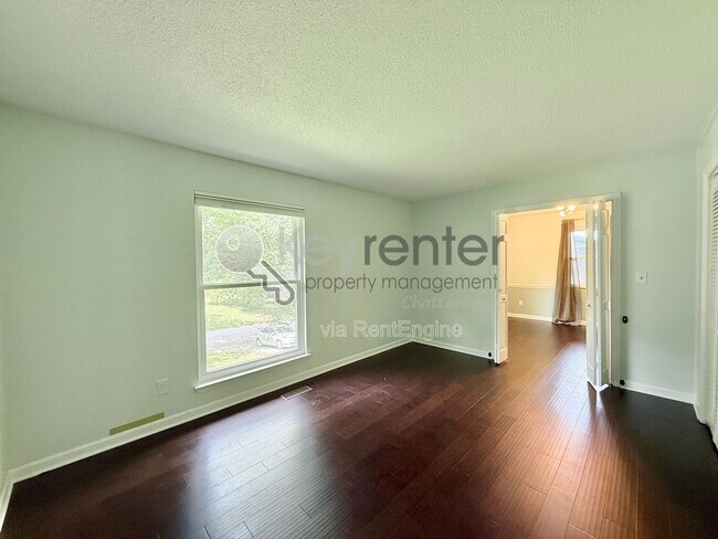 Building Photo - 4910 Bal Harbor Dr