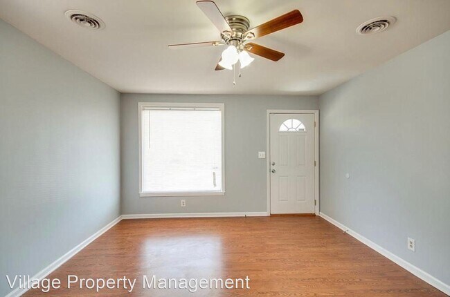 Building Photo - 3 br, 1 bath House - 3239 Panorama Dr