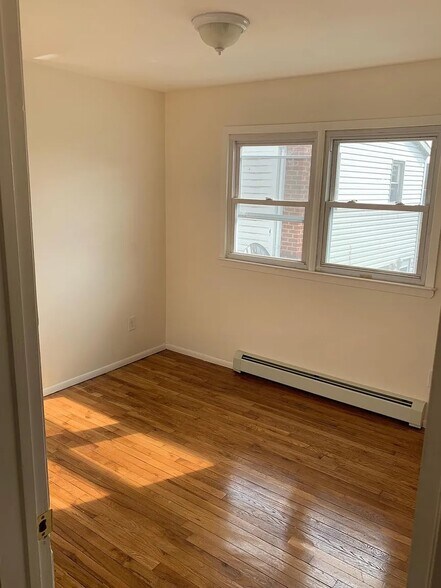 Building Photo - 119 Jackson Ave