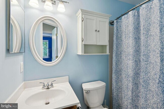 Building Photo - 1511 Ashburnham Dr