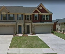 Building Photo - 1818 Fleetwood Dr