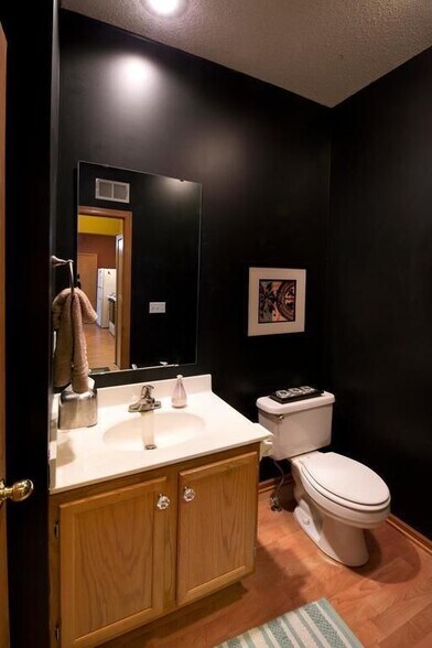 Building Photo - 14179 Plymouth Ave