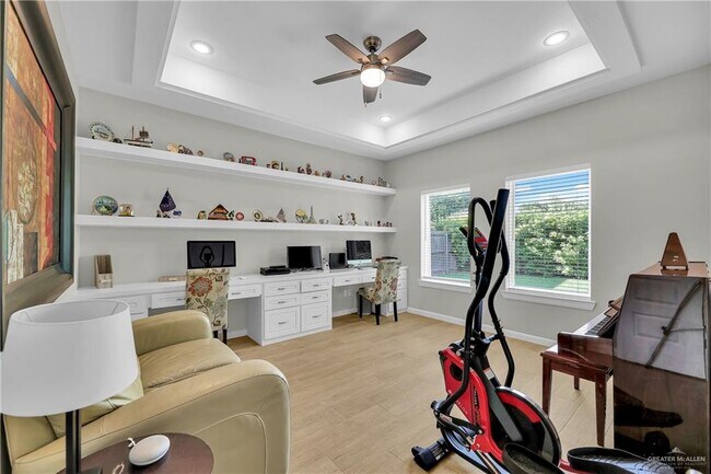 Building Photo - 37 Providence Ave