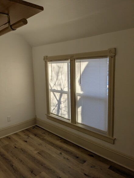 Building Photo - 57594 Caledonia St