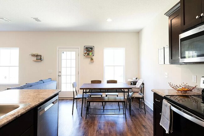 Building Photo - 195 Gambrell Rd