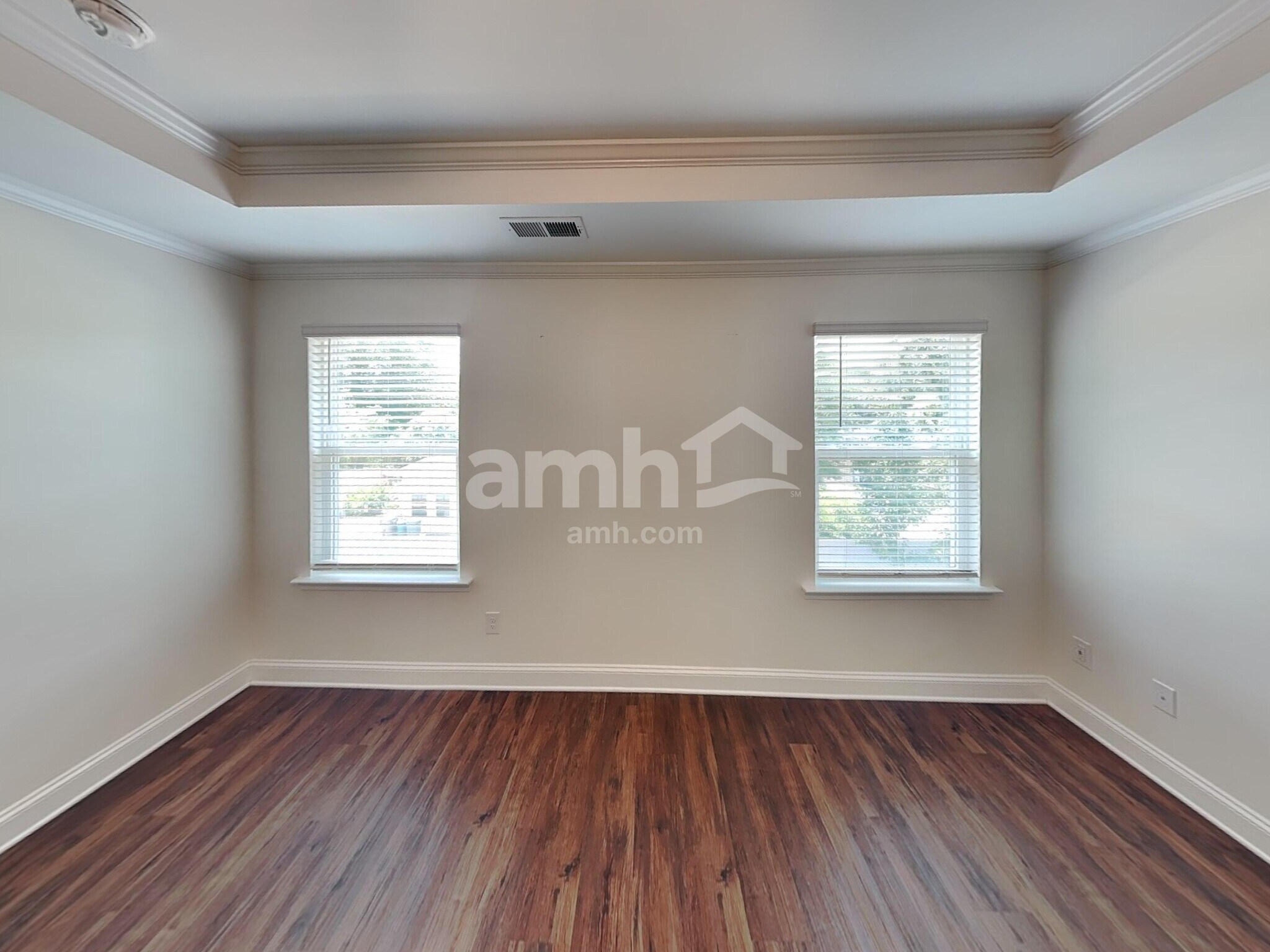 Building Photo - 544 Rivermist Dr