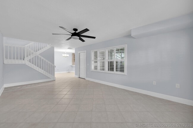 Building Photo - 3513 SW Sunset Trace Cir