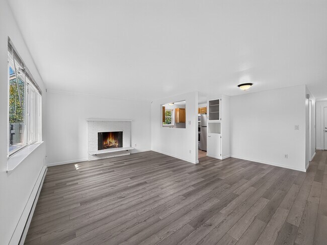 Building Photo - 3217 Norton Ave