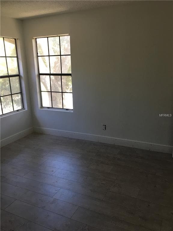 Building Photo - 375 Lake Ontario Ct