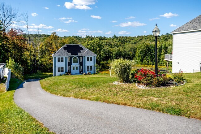 Building Photo - 22 White Pine Dr