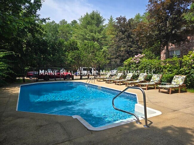 Primary Photo - 20 Tall Pines Dr