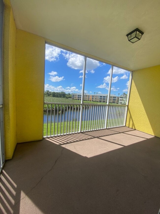 Building Photo - 2140 Heron Lake Dr