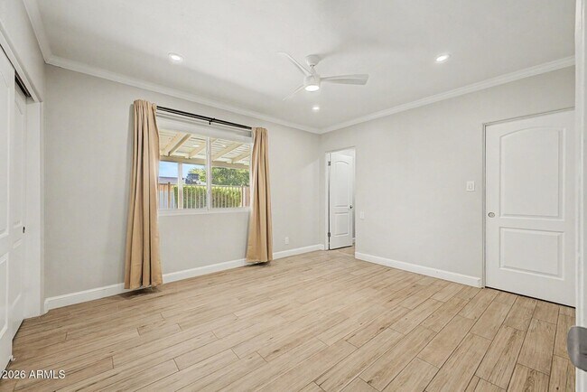 Building Photo - 5539 N 19th St