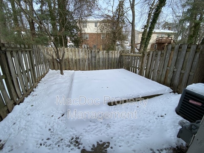 Building Photo - 212 Farrell Ln