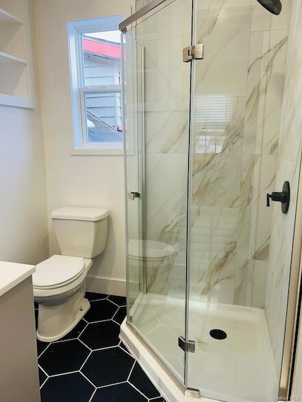 Building Photo - 67 Schneider Ave