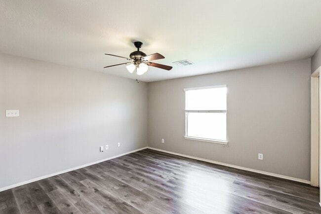 Building Photo - 24014 Blossom Crest Ln