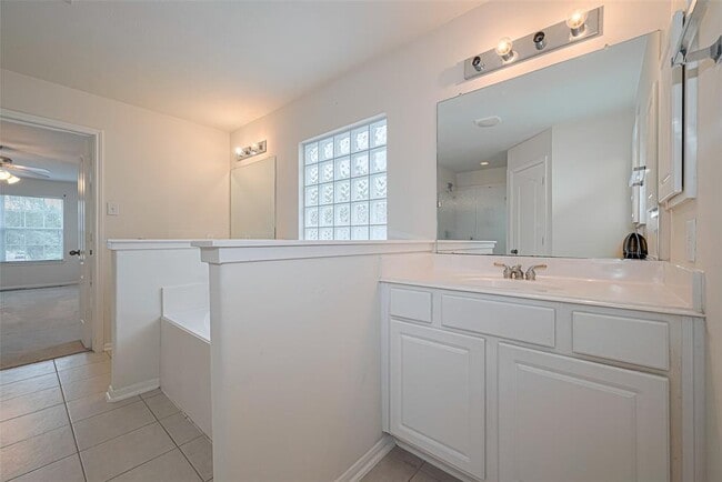 Building Photo - 3822 Auburn Grove Cir