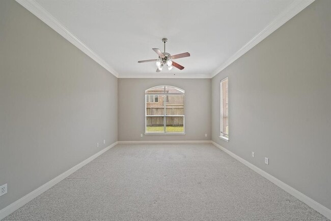 Building Photo - 3527 Shoreview Ln