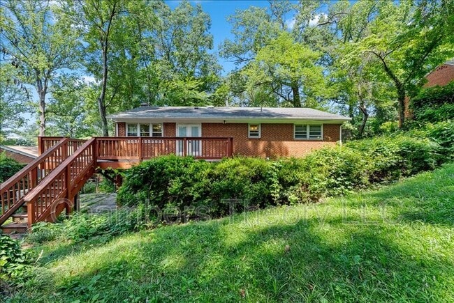 Building Photo - 3035 Hazelton St