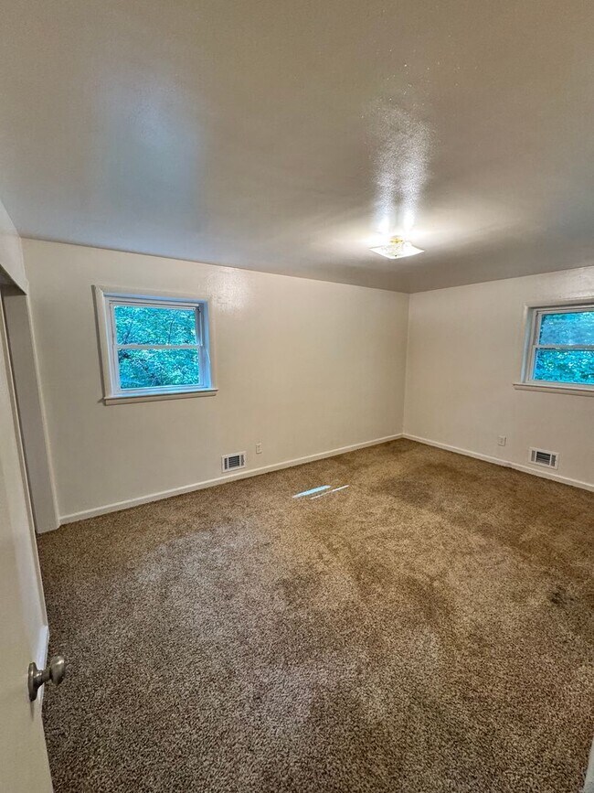 Building Photo - Close to uptown Shelby, NC (Still to compl...