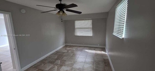 Building Photo - 3713 Island Rd