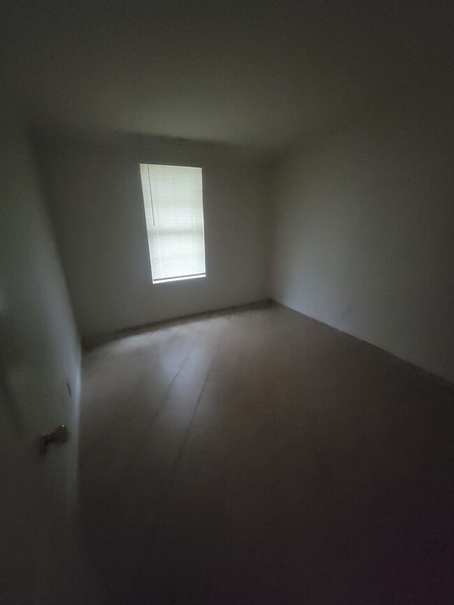 Building Photo - Move-in Ready! 3 Bed 1 Bath Rental Home Tulsa