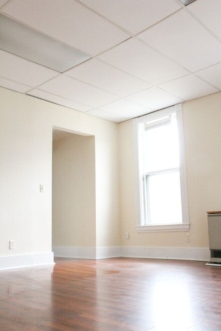 Building Photo - 42 N Prospect St