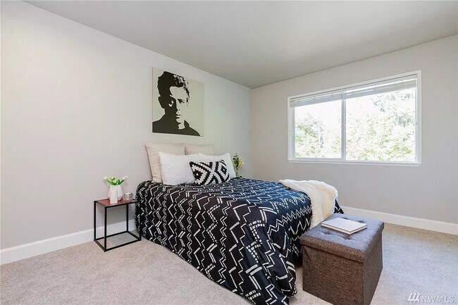 Bedroom 2 - 9800 Roosevelt Way NE