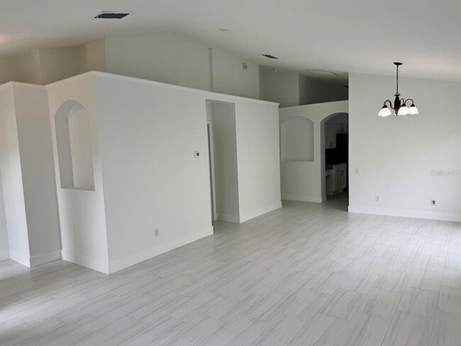 Building Photo - 3269 Falcon Point Dr