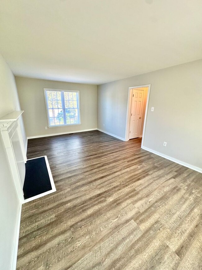 Building Photo - Move-in Ready! Beautifully Updated 4 Bedroom, 2.5 bath Home, located on a Quiet Cul-de-Sac in N. ...