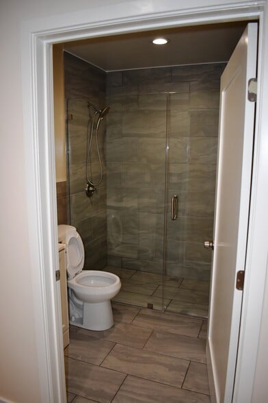 Building Photo - 18343 San Jose St