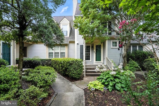 Building Photo - 12863 Mill Brook Ct