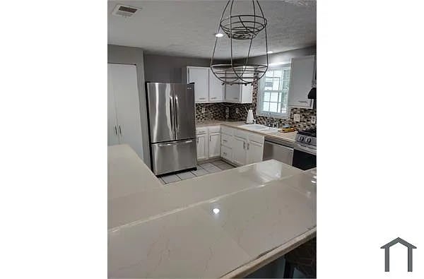 Building Photo - 4734 White Oak Trail