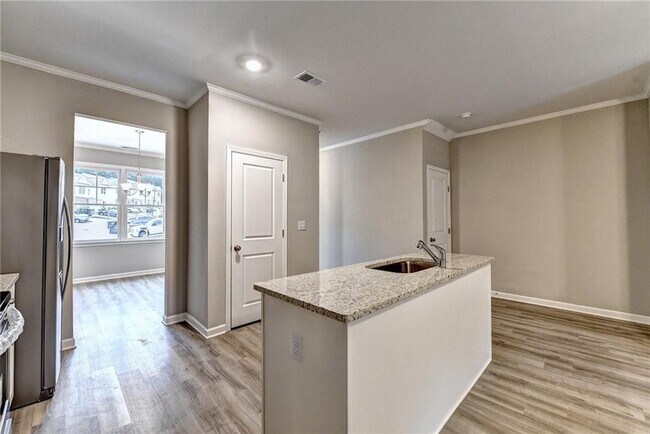 Building Photo - 2802 Laurel Ridge Cir