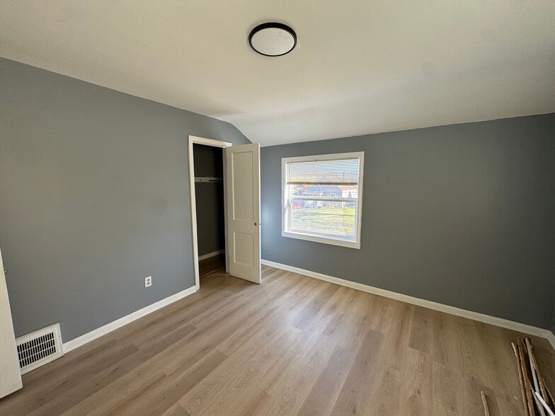 Building Photo - 3758 Palm Ave