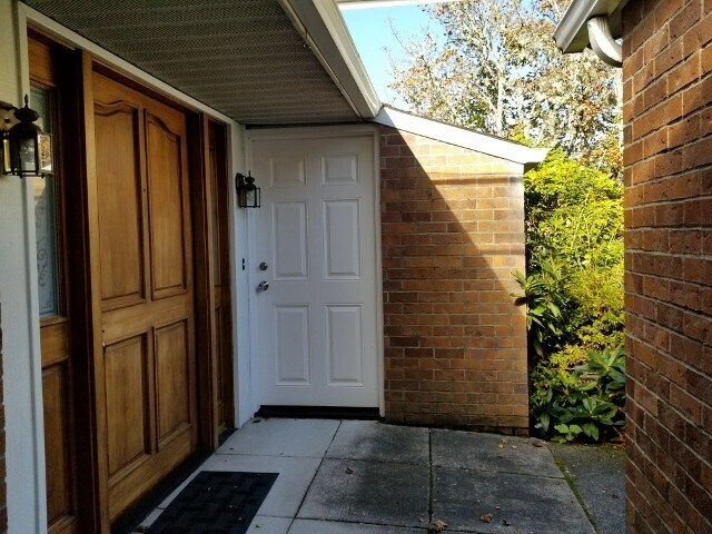 Building Photo - PENDING APPLICATION; Beach Front Access - ...
