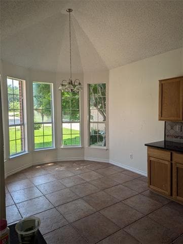 Building Photo - 2296 Grandview Dr