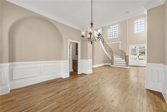 Building Photo - 225 Lake Summit View