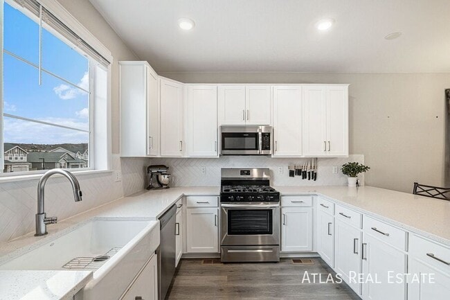 Building Photo - 1536 Castle Creek Cir