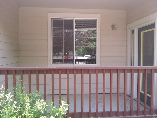 Building Photo - Beautiful 3 Bed, 2 Bath Condo in NW Fort Collins!