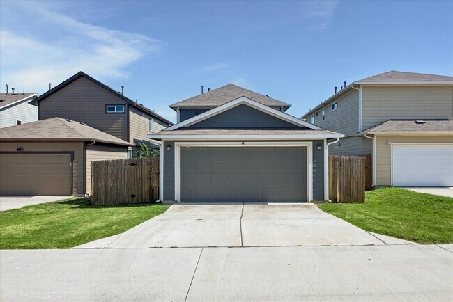 Building Photo - 2202 Arborside Dr