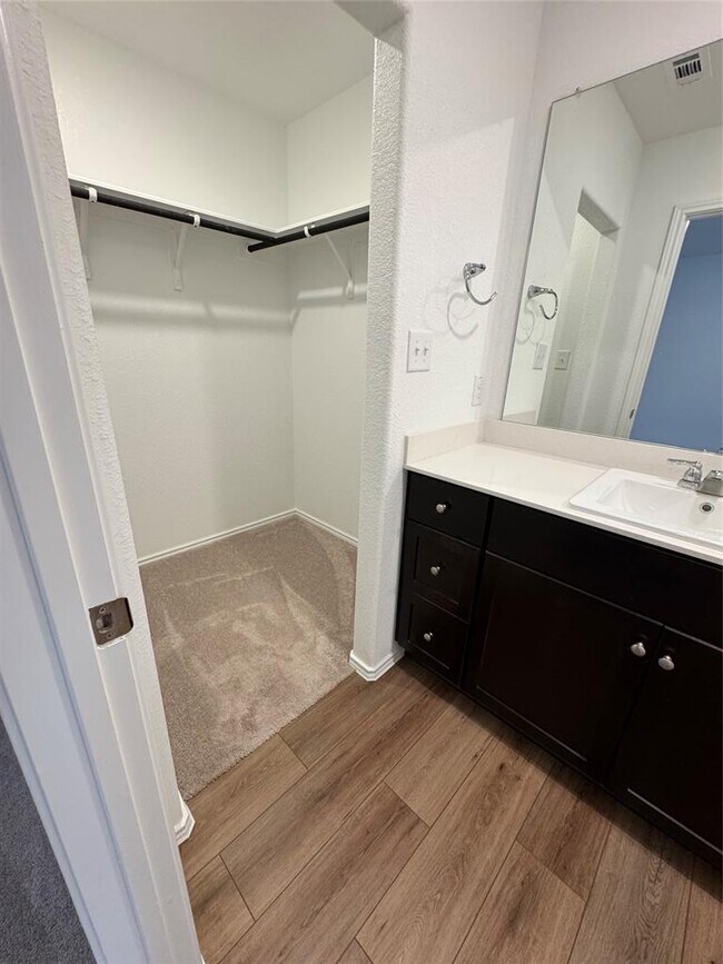 Building Photo - 63 Trinity Cir