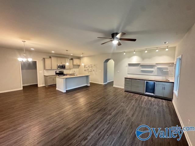 Building Photo - 332 Fenrose Dr