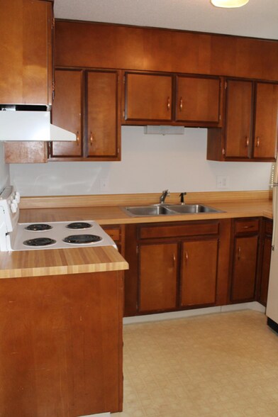 Building Photo - 1401 S Roan St