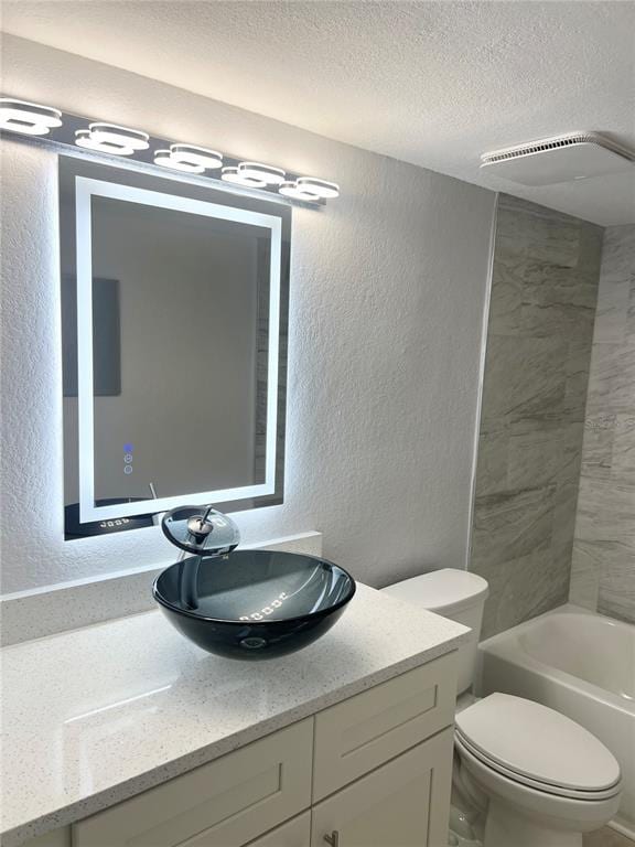 Building Photo - 4550 Overlook Dr NE