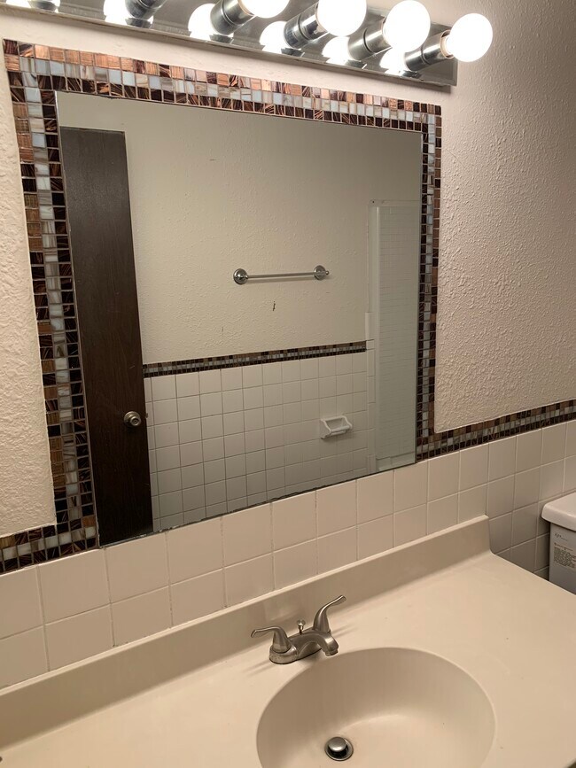 Building Photo - 3013 10th St N